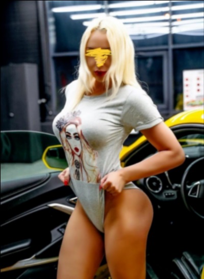 Hovborg Escort Girl